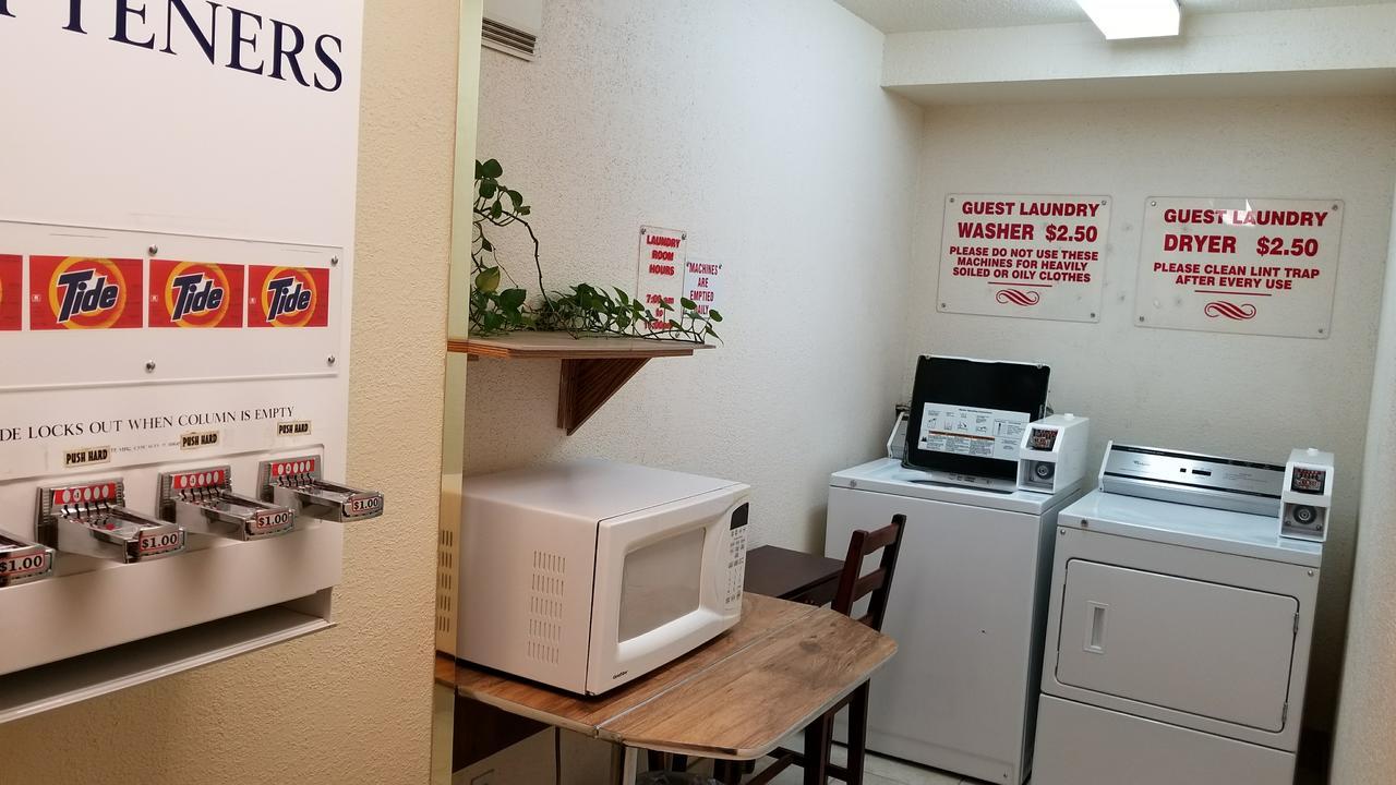 Western Budget Motel Cold Lake מראה חיצוני תמונה