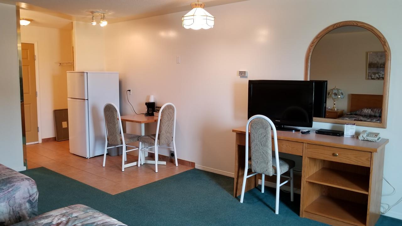 Western Budget Motel Cold Lake מראה חיצוני תמונה