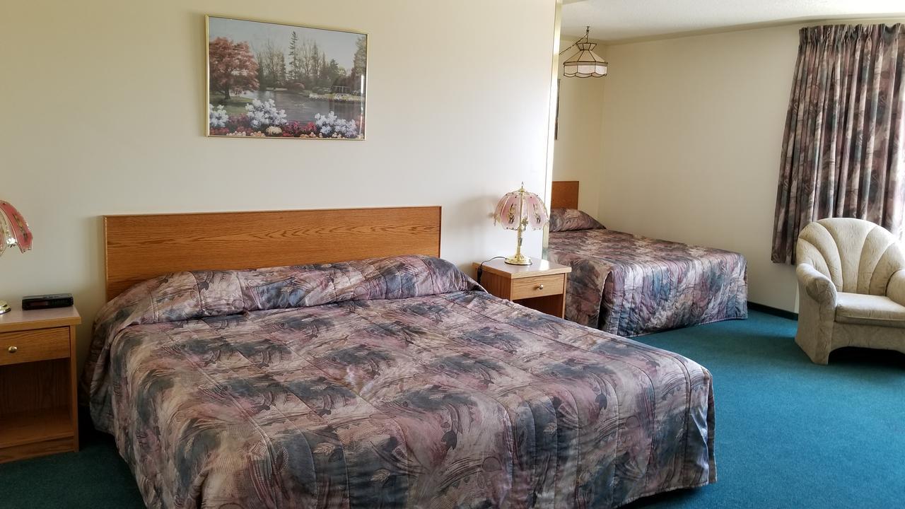 Western Budget Motel Cold Lake מראה חיצוני תמונה