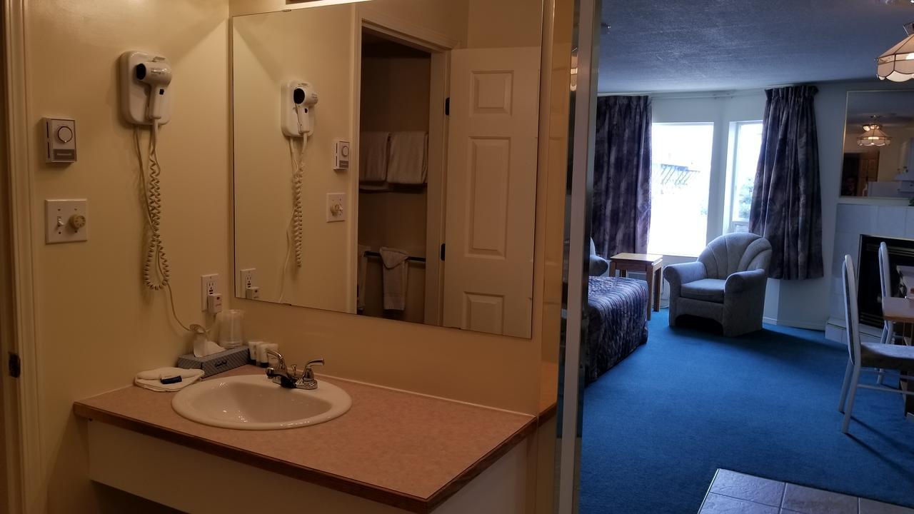 Western Budget Motel Cold Lake מראה חיצוני תמונה