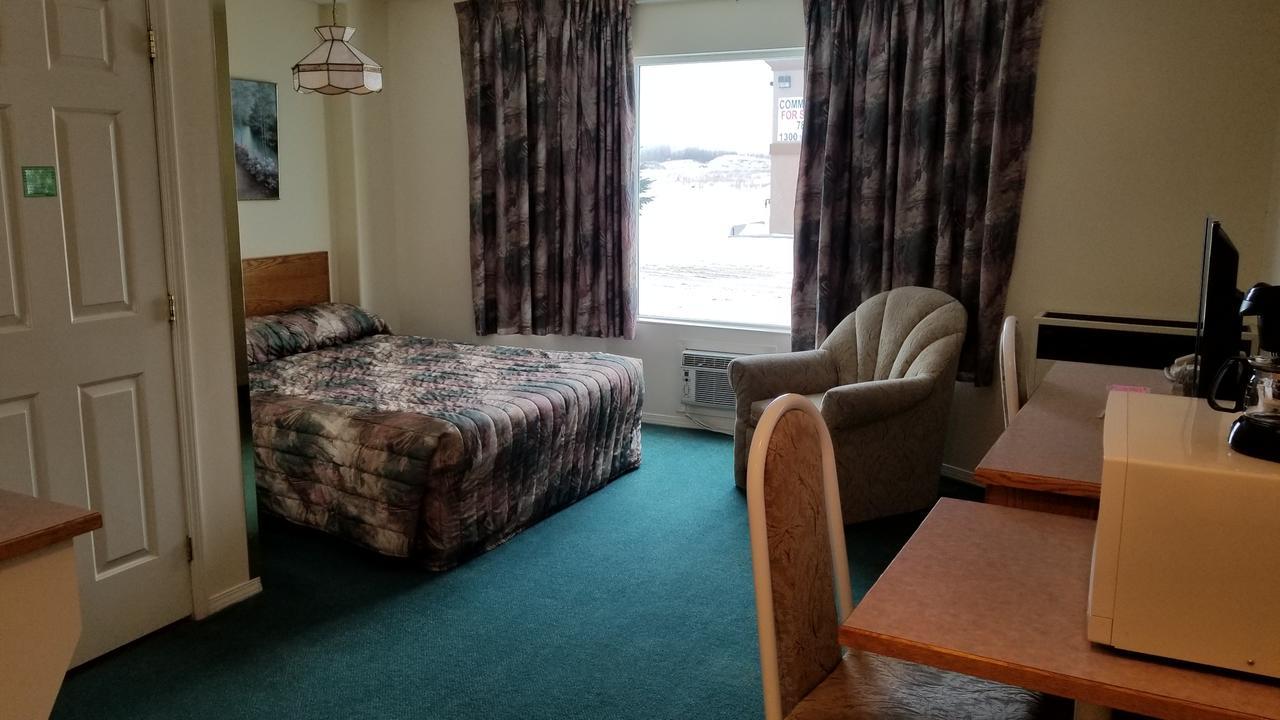 Western Budget Motel Cold Lake מראה חיצוני תמונה